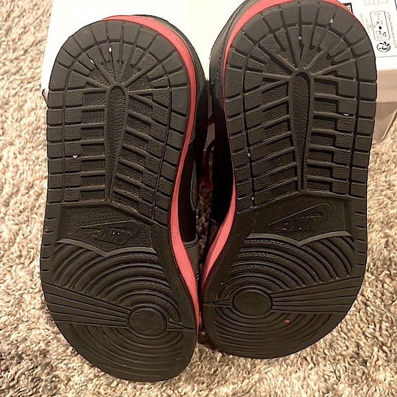 🔥✨ Nike ✨ Air Jordan’s Multi-Color 🔥 - Picture 3 of 3